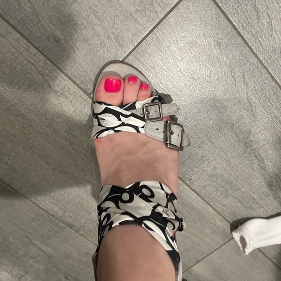 Patricia Pepe Firenze Suede Heels - Picture 5 of 5